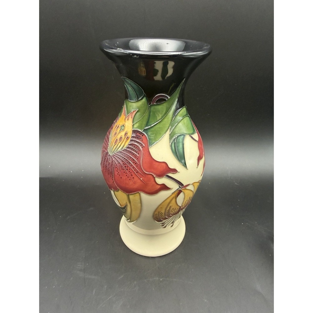 Moorcroft Anna Lily Vase Nicola Slaney 1998 Hand Painted Pottery 8" England